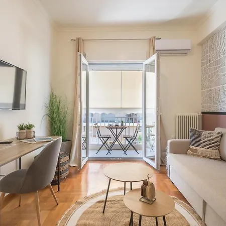 Apartment By Cloudkeys