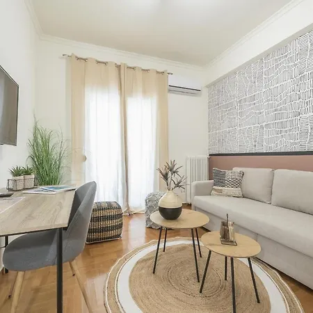 By Cloudkeys Apartment *